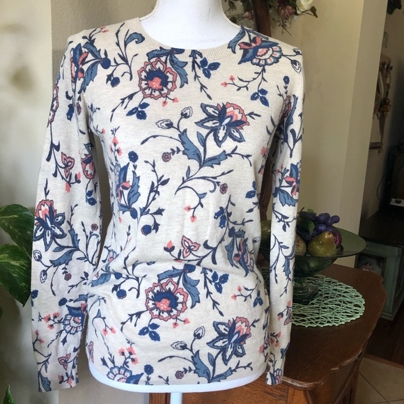 Old Navy Floral Print Crew Neck Sweater  G138 - Picture 1 of 7
